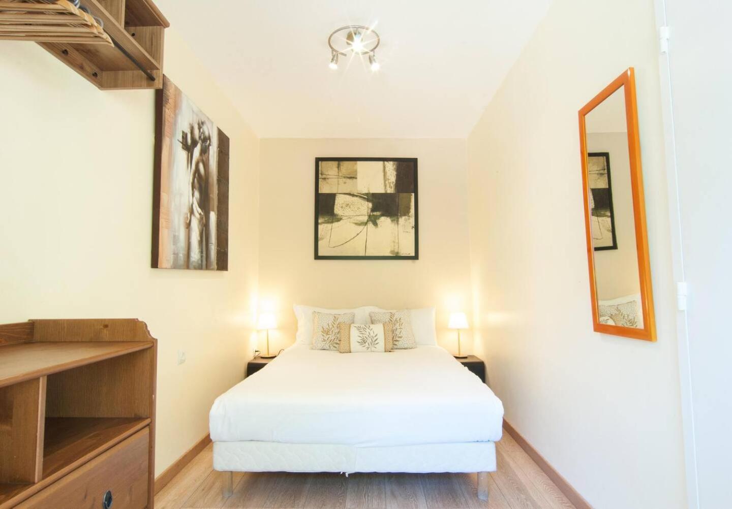 Elegant Apt W/2 Terraces/Mins To Beach & Shops Antibes Exterior photo