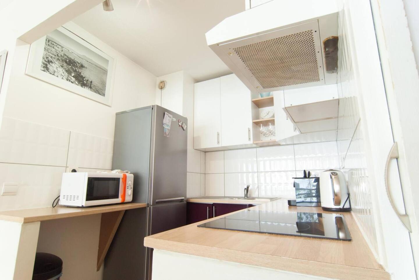 Elegant Apt W/2 Terraces/Mins To Beach & Shops Antibes Exterior photo